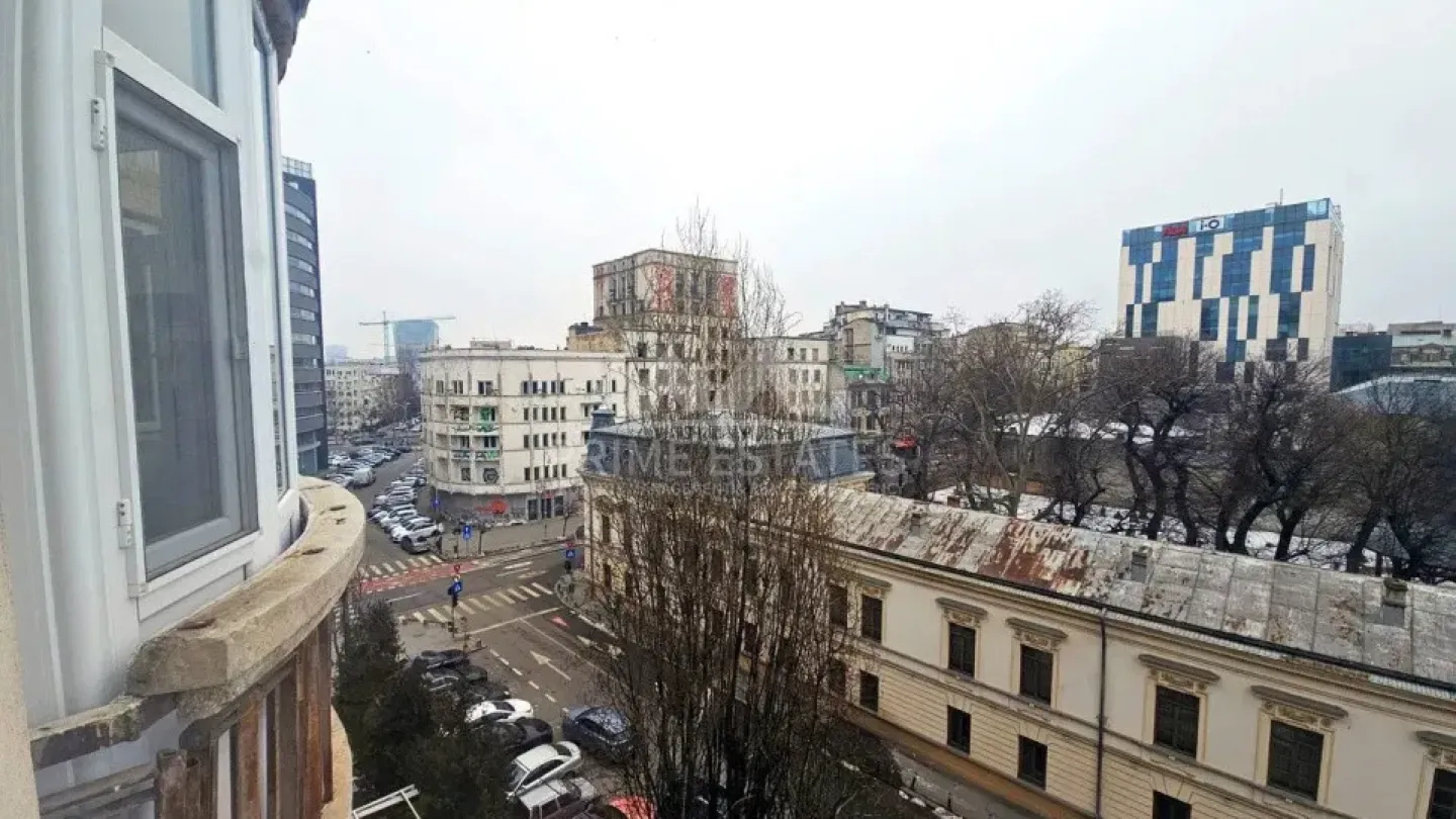 Fully Furnished 2-Bedroom Apartment Near Calea Victoriei, Bucharest - Image 5