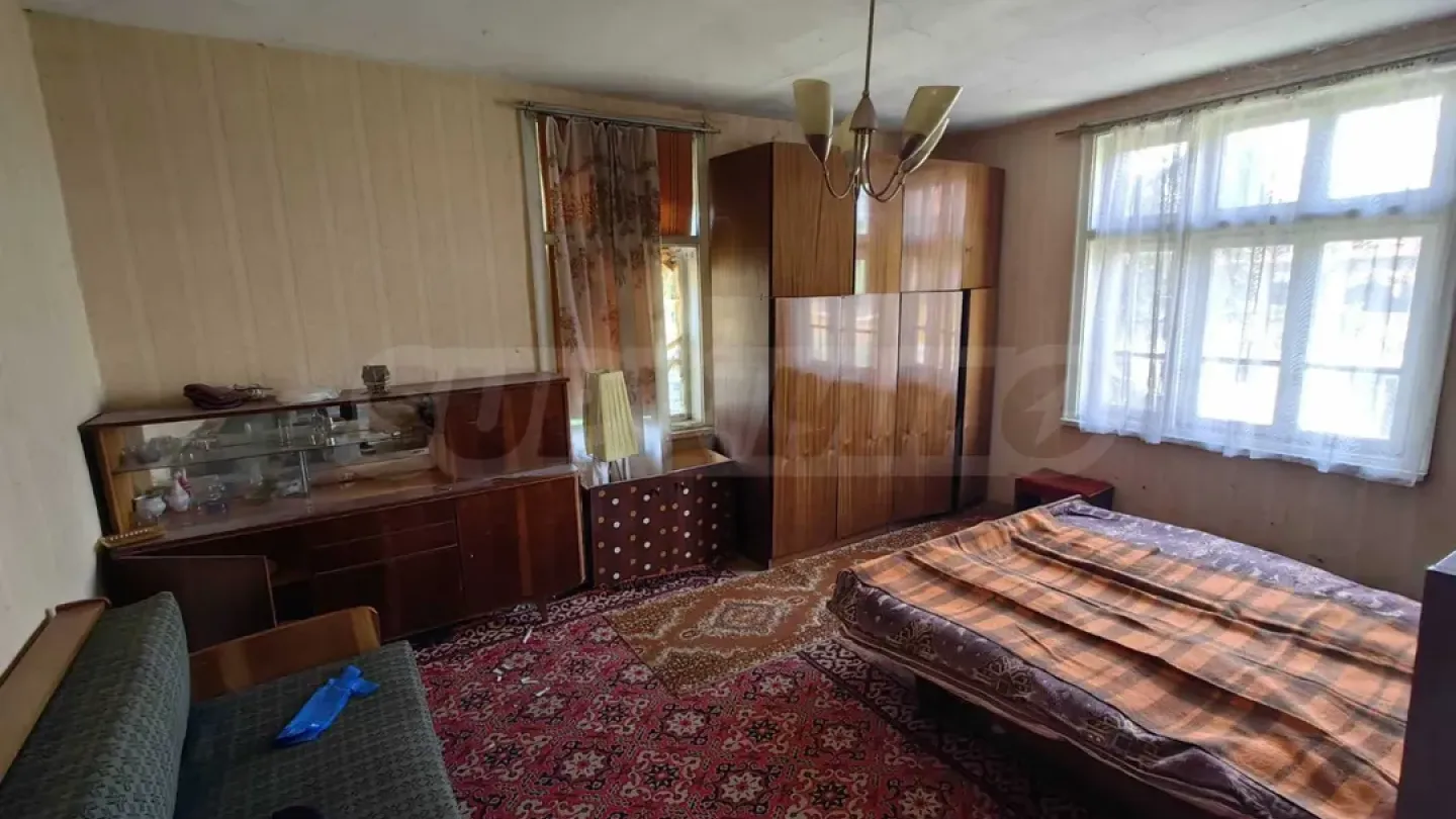 Spacious House by the Danube River in Novo Selo - Image 5