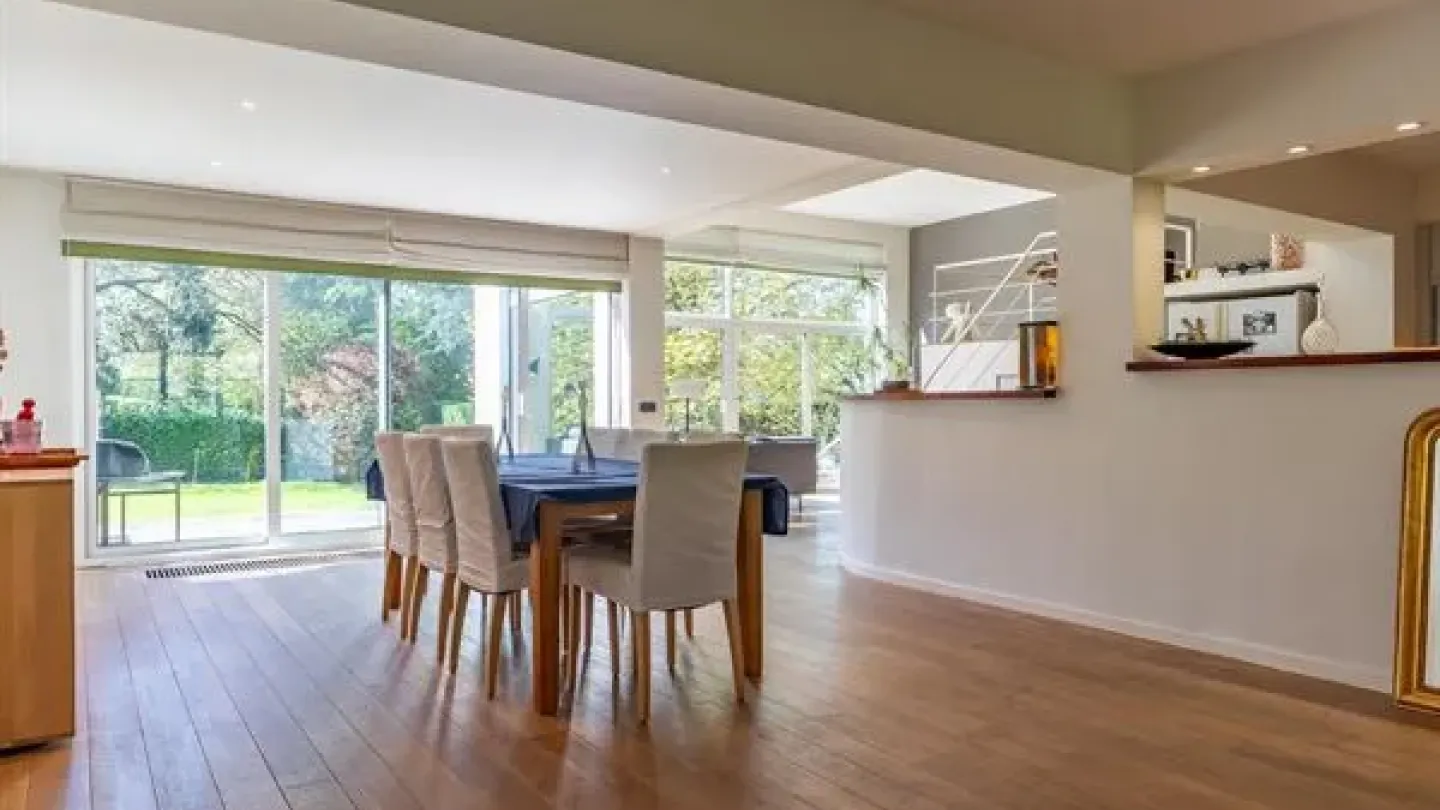Spacious Villa with West Garden in Prime Ukkel Location - Image 4