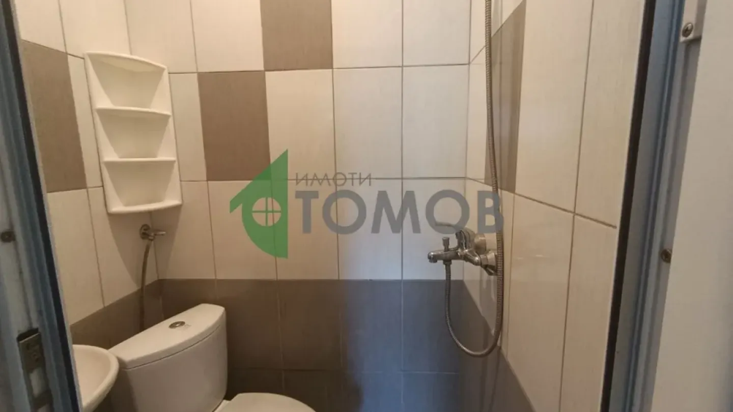 Stylish One-Bedroom Apartment in the Heart of Stara Zagora, Bulgaria - Image 1