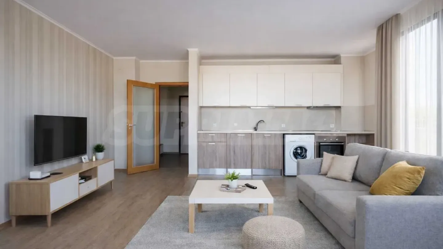 Spacious 2-Bedroom Apartment in Plovdiv Complex - Image 4