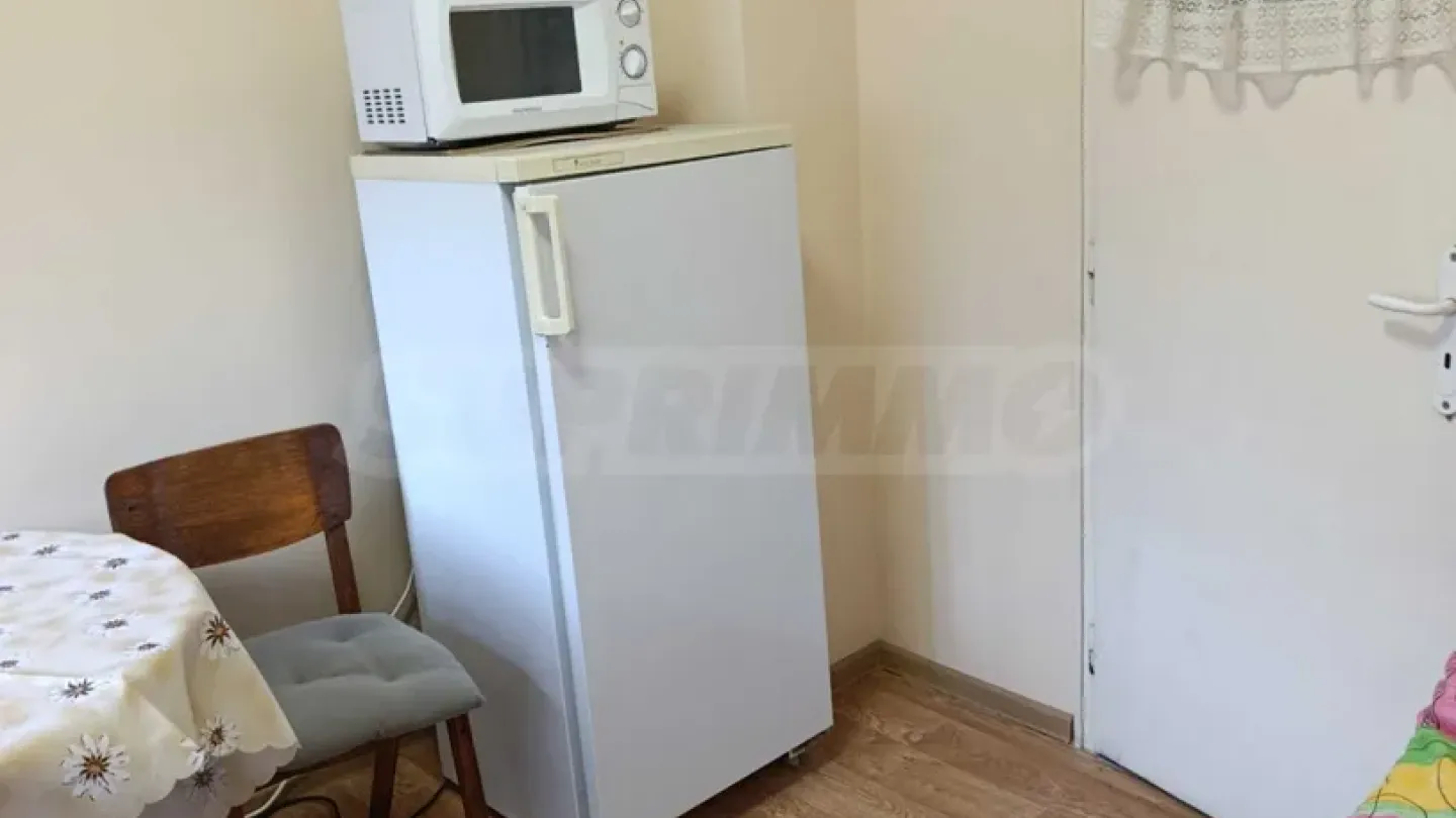 Spacious 2-Bedroom Apartment Near Burgas Sea Garden - Image 2
