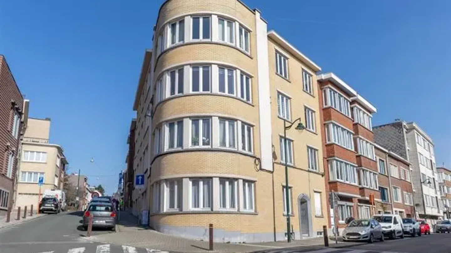 Charming 2-Bedroom Apartment in Sought-After Messidor, Ukkel - Image 2