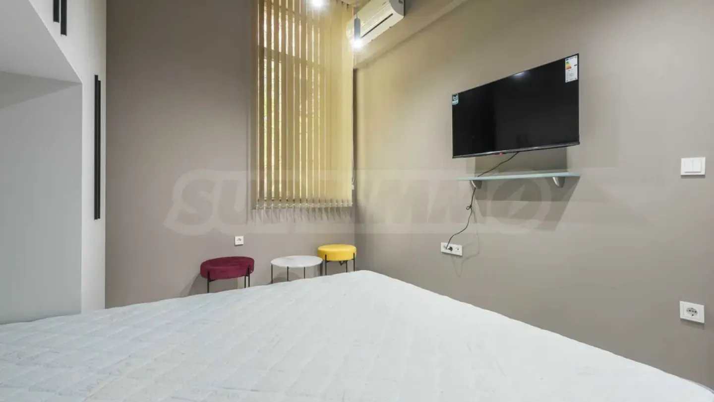 Fully furnished 3-bedroom apartment near Varna Sea Garden - Image 1