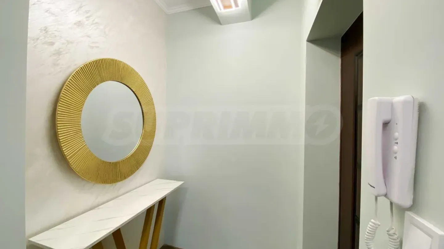Stylish Two-Bedroom Apartment with Parking in Plovdiv - Image 1