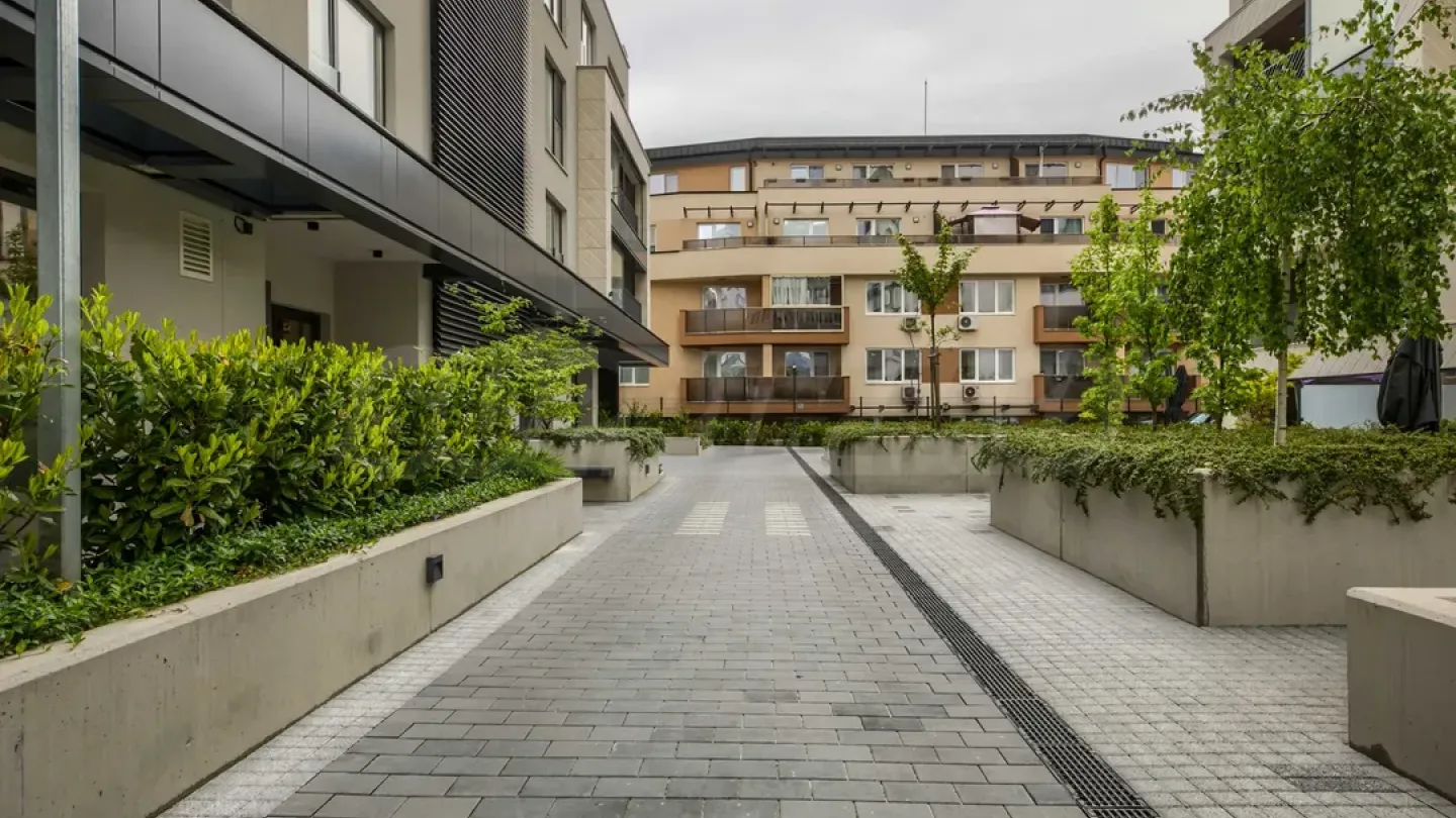Stylish Sofia Apartment - KANSO Living - Image 4