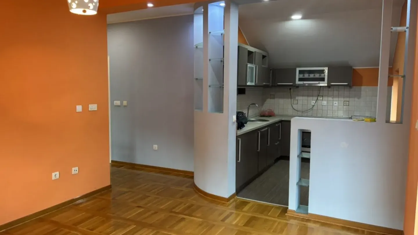 Spacious 2-Bedroom Apartment with Terrace in Quiet Kaluđerica, Belgrade - Image 4