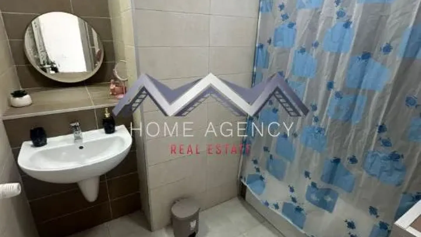 Spacious 3-Bedroom Fully Furnished Apartment in Otopeni, Romania - Image 1