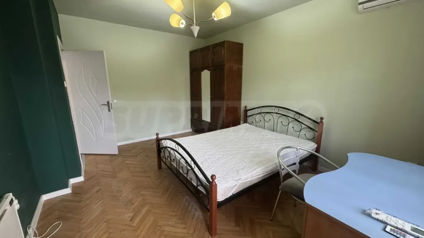 Spacious Fully Furnished 3-Bedroom Apartment in Varna - Image 5