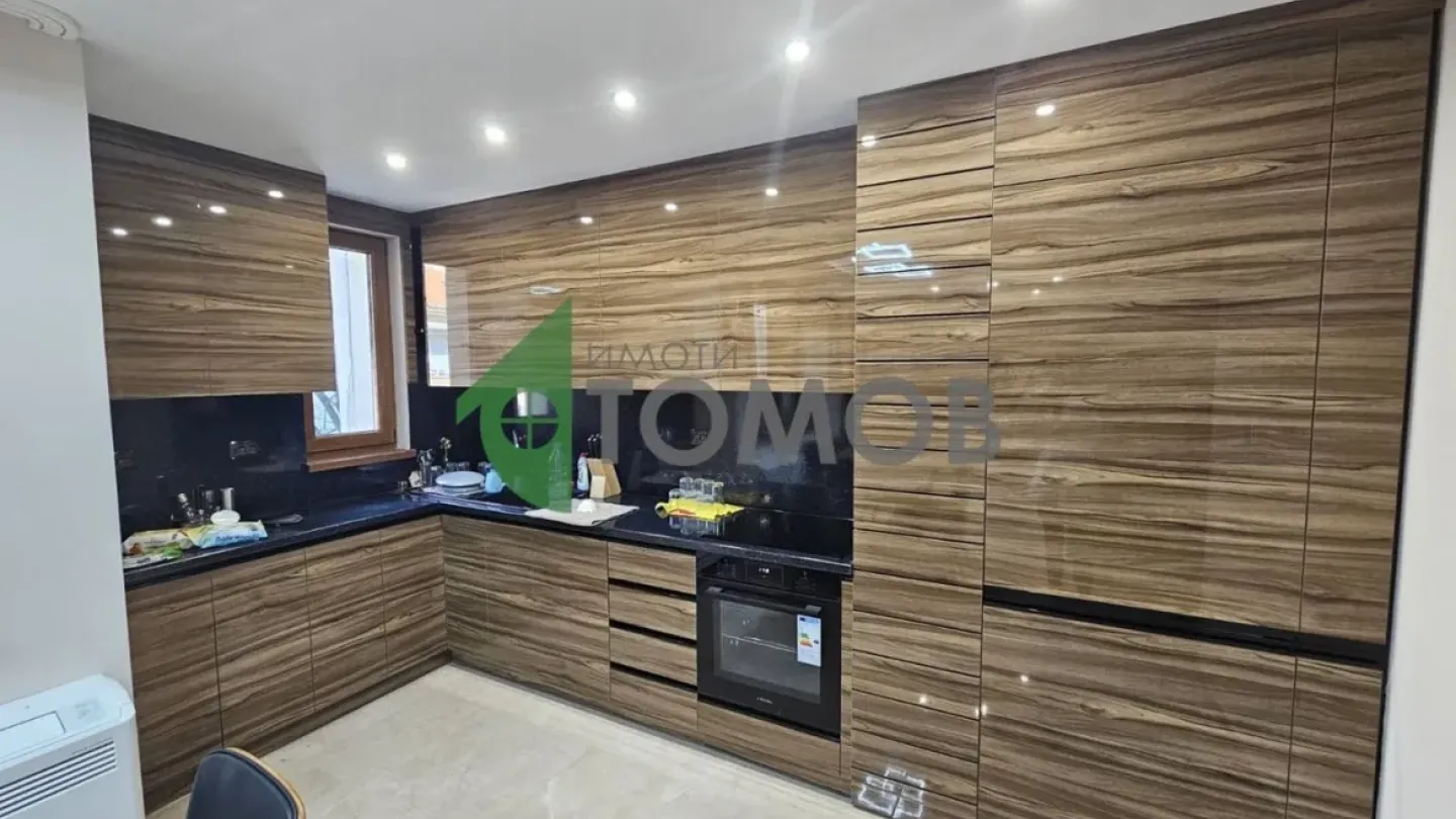 Spacious Fully Furnished Apartment in Stara Zagora City Center - Image 3