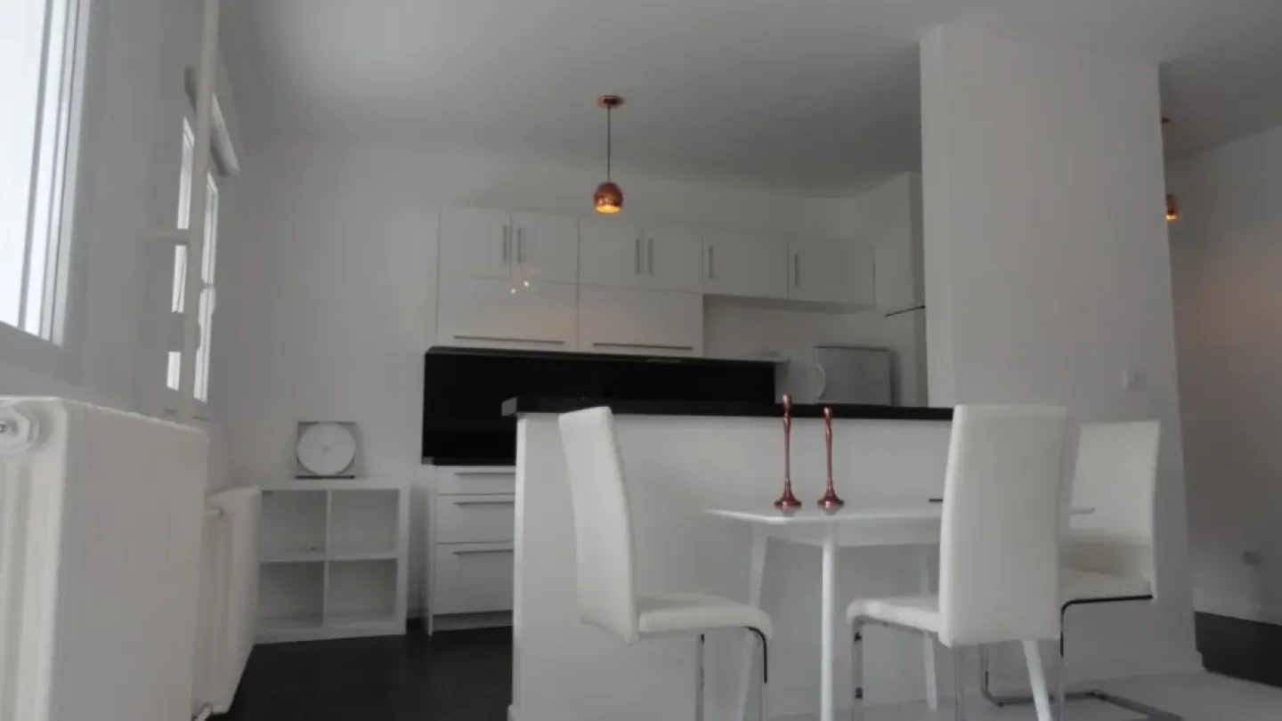 Stylish 1-Bedroom Apartment with Terrace Near Belgrade University - Image 3