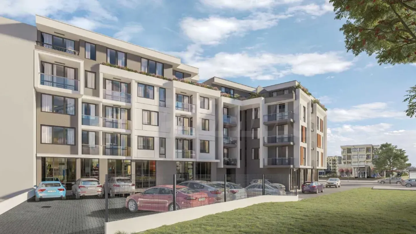 Spacious Two-Bedroom Apartment with Two Terraces in Nesebar - Image 5