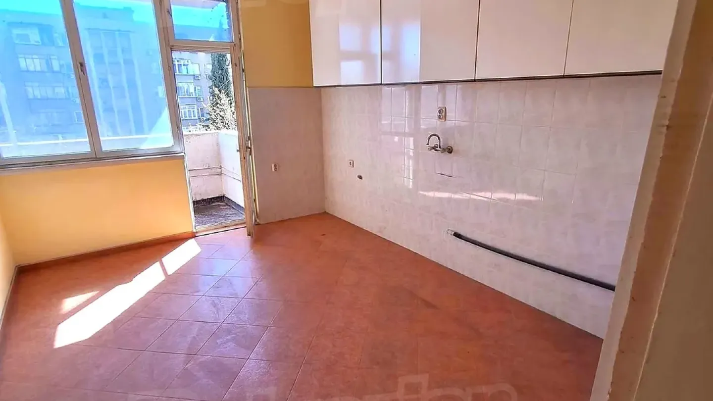 Apartment for sale in Stara Zagora - Image 4