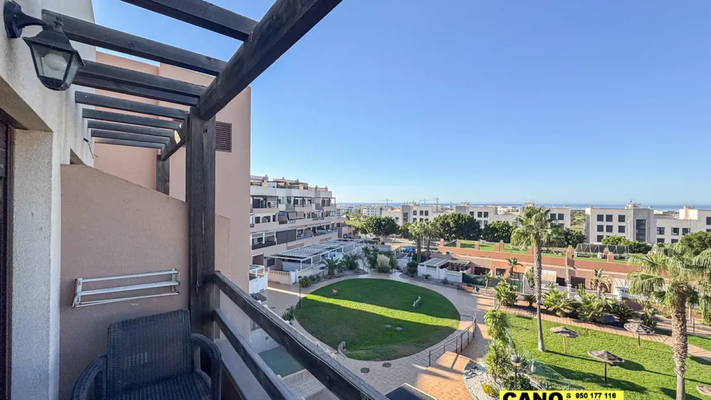 Spacious 2-Bedroom Apartment with Pool in Toyo, Almería - Image 1