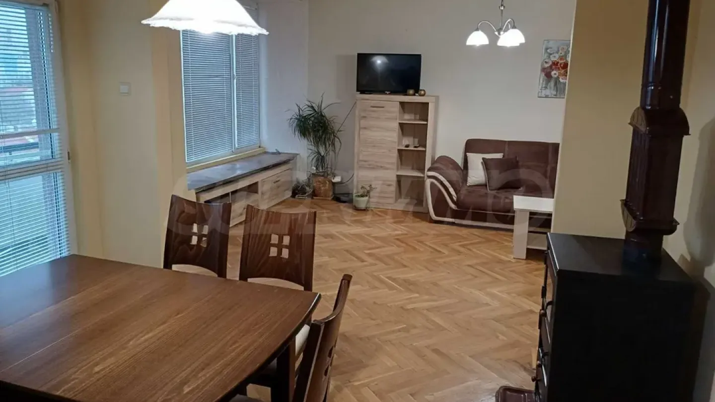 Spacious, Fully Furnished Apartment in Burgas City Center - Image 1