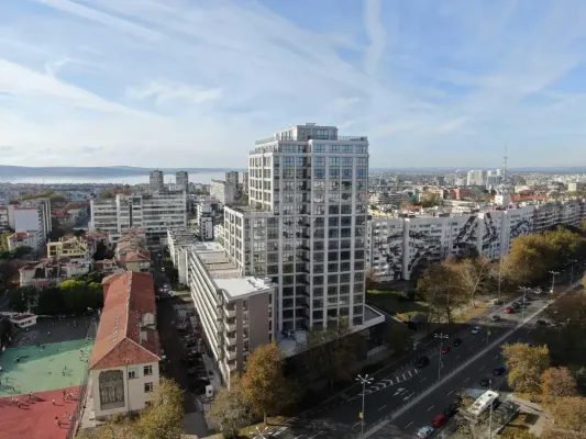 Spacious Apartment Near Burgas Sea Garden – Excellent Investment - Image 1