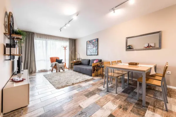 Stylish Varna Apartment with Parking & Pool - Fully Furnished - Image 1