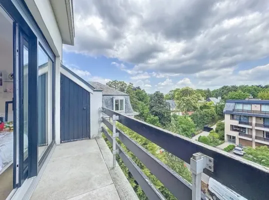 Spacious Duplex Apartment with 3 Terraces and Garage in Hamoir - Image 2