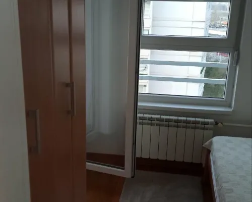Spacious, Newly Furnished Apartment in Novi Beograd - Ready to Move In - Image 5