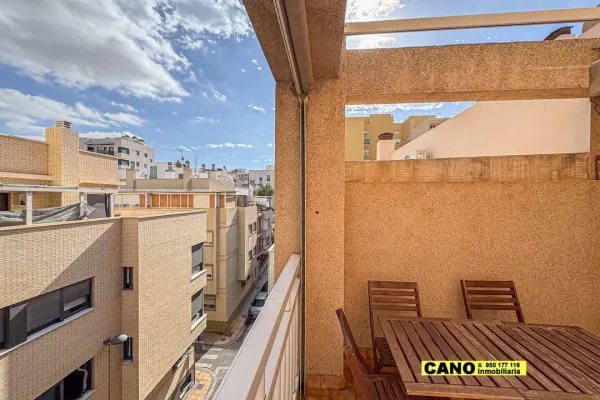 First-Line Beach Apartment in Almería with Two Bedrooms & Terraces - Image 5