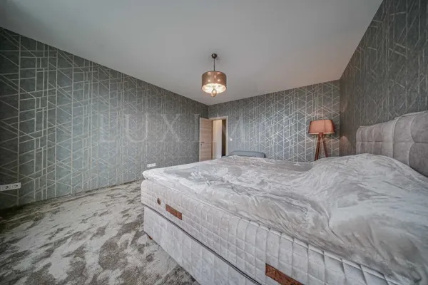 Spacious Fully Furnished Apartment with Mountain Views in Sofia - Image 5
