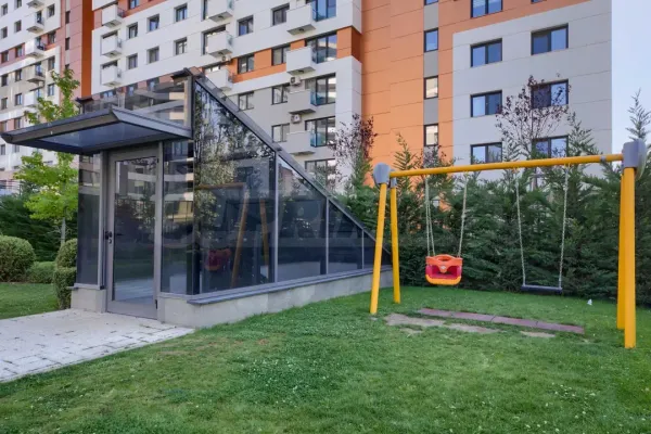 Luxury 3BR Apartment - Sofia, New Bldg - Image 5