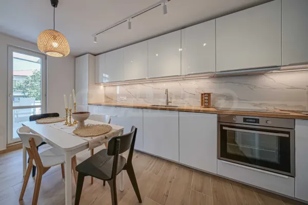 Spacious, Furnished Apartment with Terrace in Sofia's Izgrev Area - Image 5
