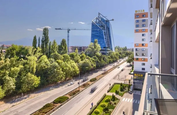 Luxury 3BR Apartment - Sofia, New Bldg - Image 2
