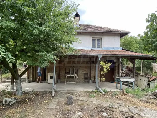 Charming Two-Story House Near Vidin, Bulgaria - 2 Bedrooms - Image 3