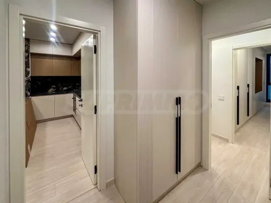 Modern 3BR Apartment Near Black Peak, Sofia - Image 2