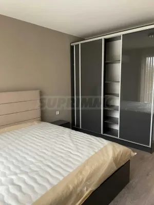 Stylish 2-Bedroom Apartment with Garden & Terrace, Plovdiv - Image 3