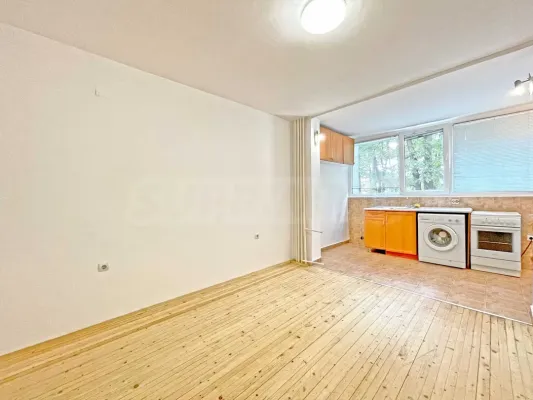 Spacious 1-Bedroom Apartment for Rent in Sofia's Lozhnets District - Image 1