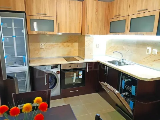 Luxurious Fully Furnished 1-Bedroom Apartment Near Artillery Park - Image 1