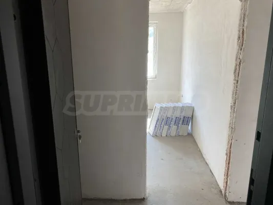 Spacious 2-Bedroom Apartment in Vidin, Bulgaria - Image 1