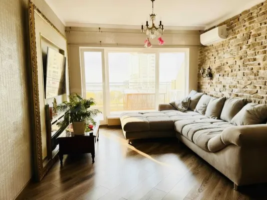Fully furnished 3-bedroom apartment in Burgas, Bulgaria - Image 3