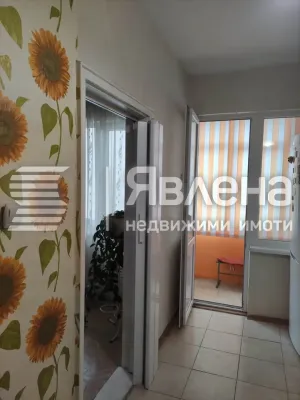 Apartment for sale in Dobrich - Image 2