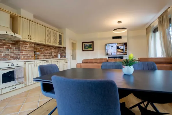 Elegant Plovdiv Apartment – Каменица 1 Gem - Image 2