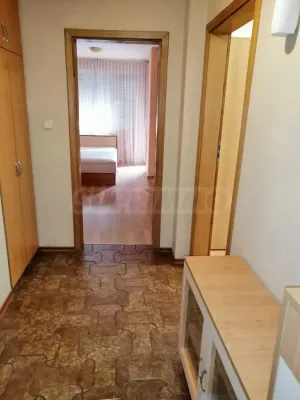 Stylish apartment near market, universities &amp; amenities in Varna. - Image 3
