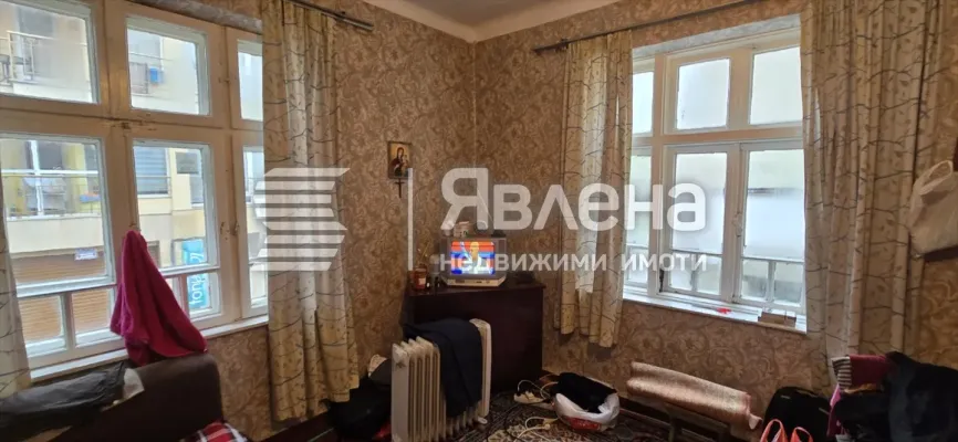 Bright Varna Apartment: Two Bedrooms, Ideal Location. - Image 3