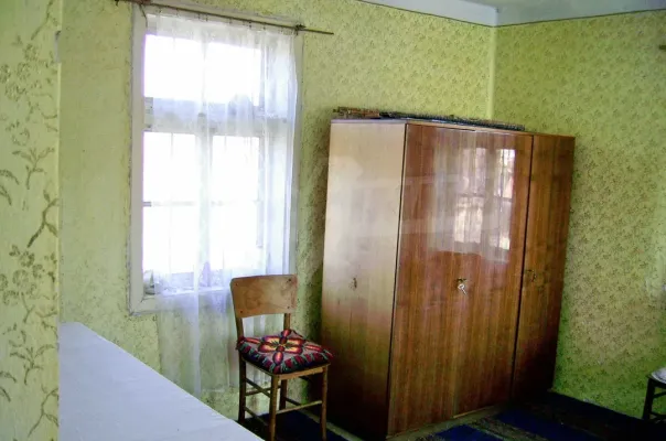 Charming House Near Vidin with Garden and Scenic Views - Image 4