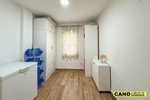 Spacious 4-Bedroom Duplex in Aguadulce with Sea Views – For Sale - Image 2