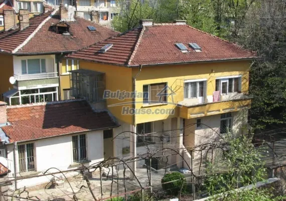 Spacious Stara Zagora Home: 230m² – Central Location - Image 4