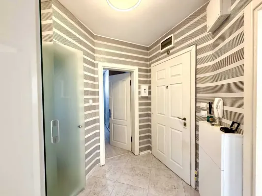 Stylish Two-Bedroom Apartment Near Burgas Sea Garden - Image 4