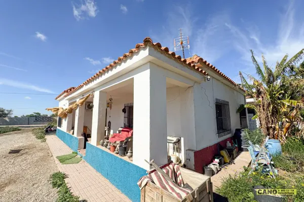 Spacious Cortijo with Pool & Garage in Níjar, Spain - Image 2