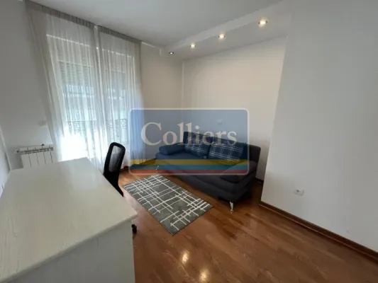 Spacious 4BR Apartment with Terrace - Vracar, Belgrade - Image 1