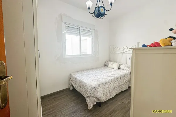 Spacious Apartment with Two Large Terraces Near the Sea in Carboneras - Image 1