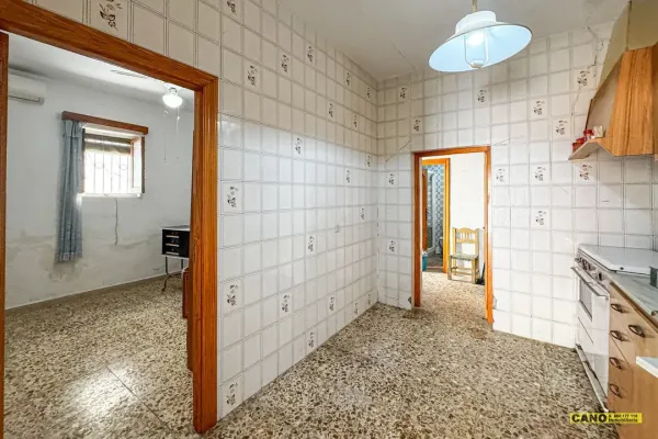 Spacious 3-Bedroom House with Land in Huércal de Almería Spain - Image 3