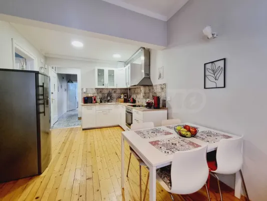 Bright Sofia Center Apartment – Fully Furnished - Image 1