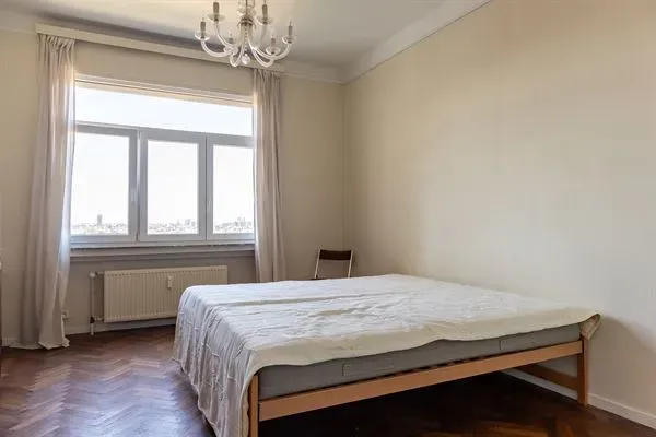 Bright Brussels Apartment - Garage Included - Image 5