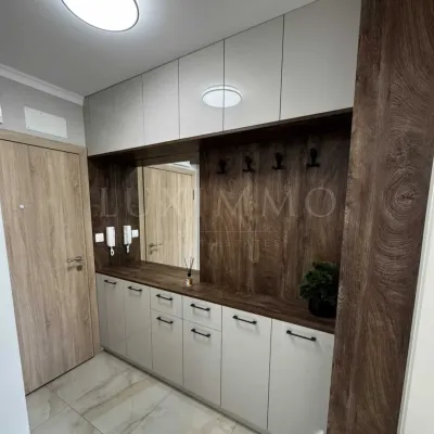 Stylish Two-Bedroom Apartment in Sadyski District, Plovdiv - Image 3